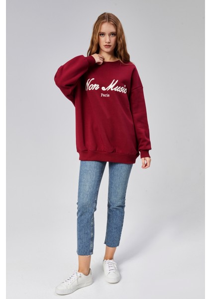 Kadın Bisiklet Yaka Nakış Baskılı Uzun Kollu Oversize Sweatshirt fiyatları