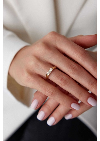 14 Ayar Altın Taşlı Yüzük