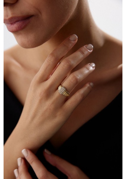 14 Ayar Altın Taşlı Burgu Yüzük