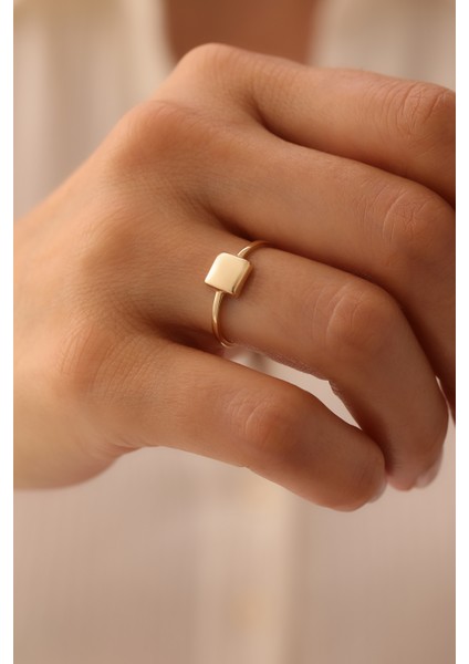 14 Ayar Altın Kare Plaka Yüzük fiyatları