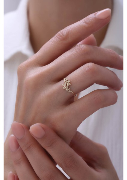 14 Ayar Altın Yaprak Model Zarif Yüzük