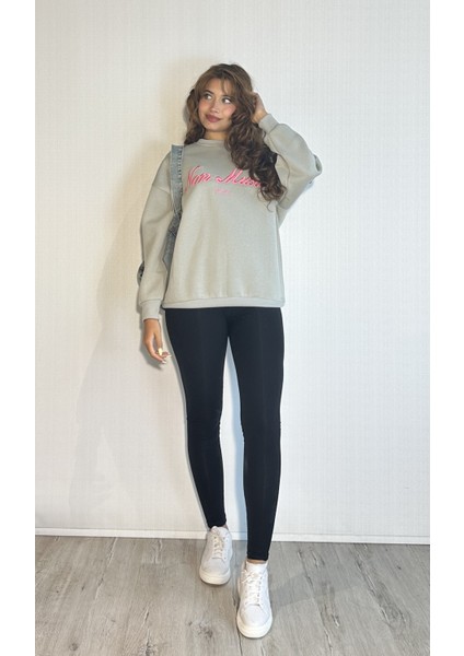 Kadın Bisiklet Yaka Nakış Baskılı Uzun Kollu Oversize Sweatshirt modelleri