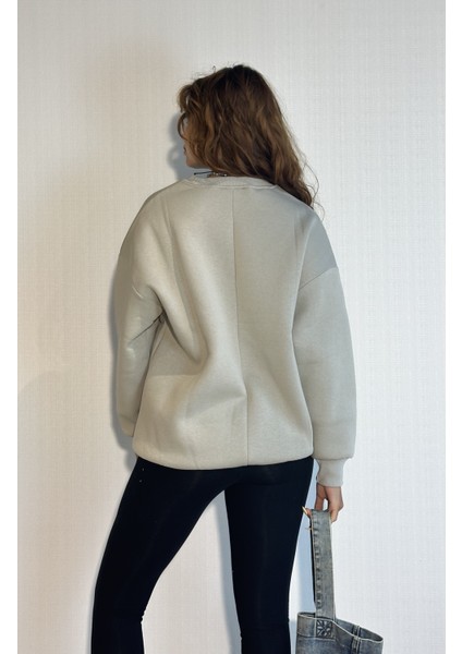 Kadın Bisiklet Yaka Nakış Baskılı Uzun Kollu Oversize Sweatshirt