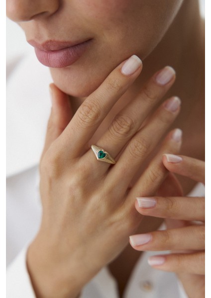 14 Ayar Altın Yeşil Taşlı Kalp Yüzük fiyatları