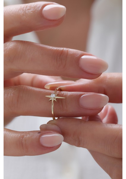 14 Ayar Altın Tektaş Kuzey Yıldızı Yüzük