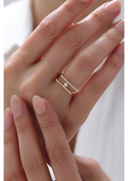 14 Ayar Altın Modern Tektaş Yüzük