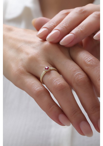 14 Ayar Altın Istiridye Yakut Yüzük modelleri