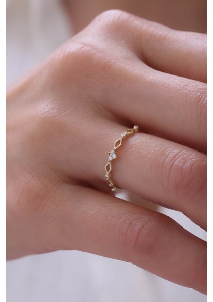 14 Ayar Altın Elmas Kesim Görünümlü Minimal Yüzük fiyatları