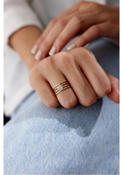 14 Ayar Altın Modern Kalp Yüzük