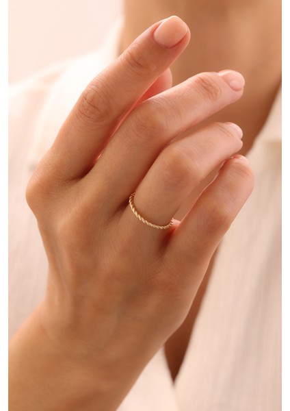 14 Ayar Altın Minimal Burgu Yüzük