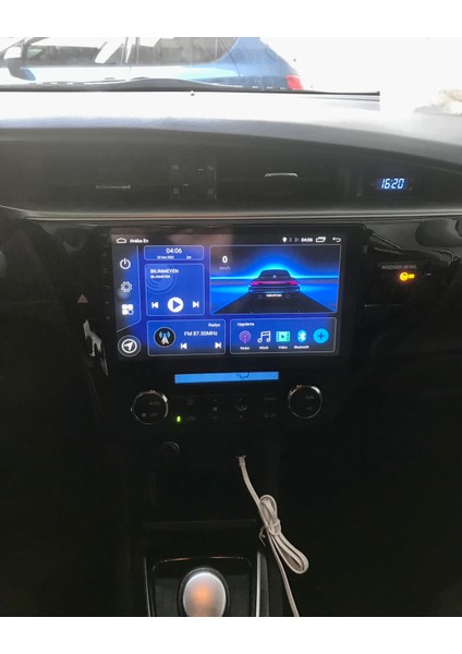 Toyota Corolla 2013-15 10" Uyumlu Android Multimedia Gerçek 4/64 Kablosuz Carplay Geri Görüş Kameralı modelleri