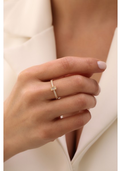 14 Ayar Altın Taşlı Baget Yüzük