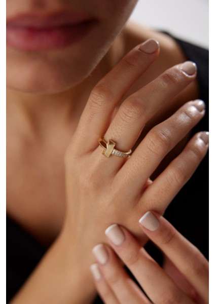 14 Ayar Altın Taşlı T Yüzük