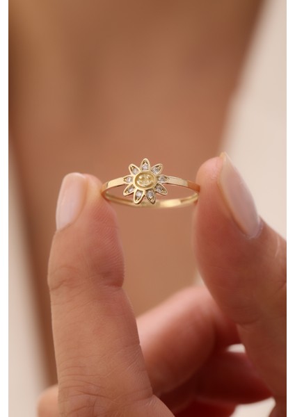 14 Ayar Altın Gülen Yüz Çiçek Yüzük fiyatları