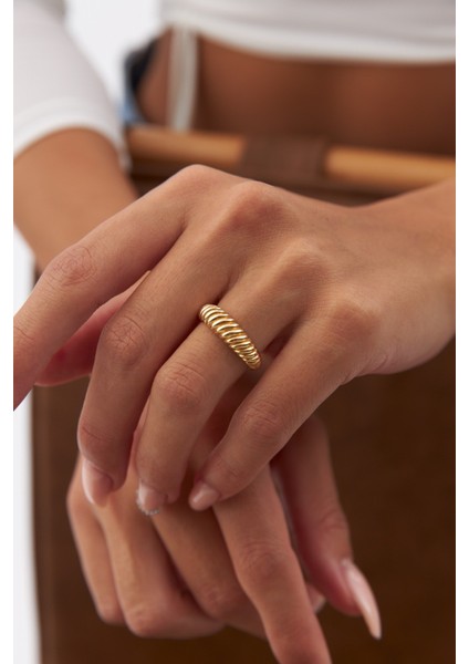 14 Ayar Altın Istiridye Yüzük