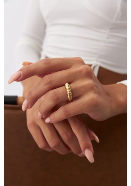 14 Ayar Altın Istiridye Yüzük fırsatları