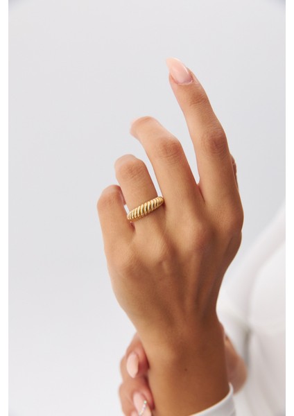 14 Ayar Altın Istiridye Yüzük