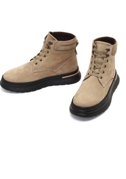 Erkek Bej Bağcıklı Kalın Tabanlı Nubuk Deri Bot 25WFD7000V3 modelleri