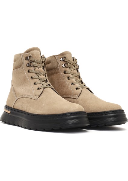 Erkek Bej Bağcıklı Kalın Tabanlı Nubuk Deri Bot 25WFD7000V3 fırsatları