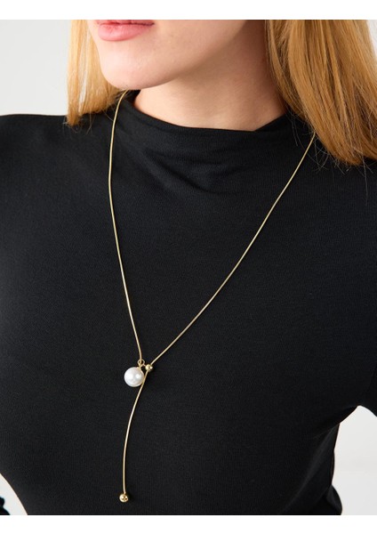 Altın Rengi Inci Detaylı Metal Top Figürlü Ayarlanabilir Kolye