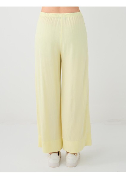Sarı Normal Paça Normal Bel Düz Kesim Dokuma Pantolon indirimleri