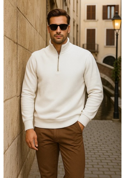 Erkek Kışlık Polo Yaka Beyaz Fermuarlı Sweatshirt fırsatları