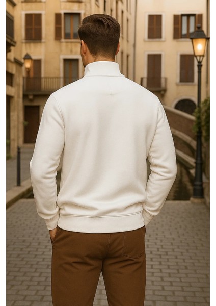 Erkek Kışlık Polo Yaka Beyaz Fermuarlı Sweatshirt indirimleri