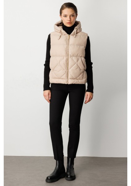 Kapüşonlu Şişme Yelek 8581-26K modelleri