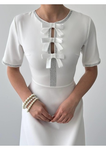 Ulak Handmader Wera Taşlı Fiyonk Detaylı Elbise fırsatları