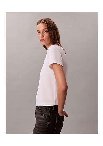 Kadın Fitted T-Shirt indirimleri