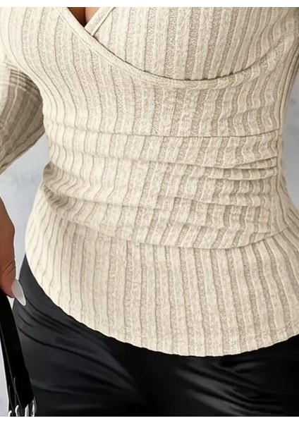 Ulak Handmader Kadın Uzun Kollu Kruvaze Yakalı Incili Şardonlu Kaşkorse Bluz modelleri