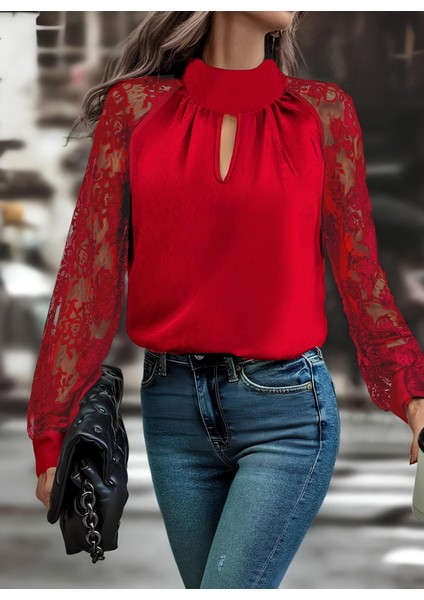 Ulak Handmader Kadın Uzun Kollu Göğüs Pencere Detay Yaka Boğazlı Kolları Tüllü Sandy Bluz