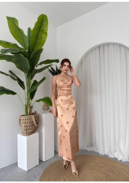 Ulak Handmader Dora Çiçek Detaylı Elbise modelleri