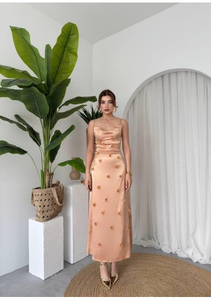 Ulak Handmader Dora Çiçek Detaylı Elbise