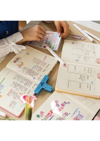 2026 Dikey Haftalık Ajanda 12 Aylık Sert Kapak 18 x 20 cm - Yeşil modelleri