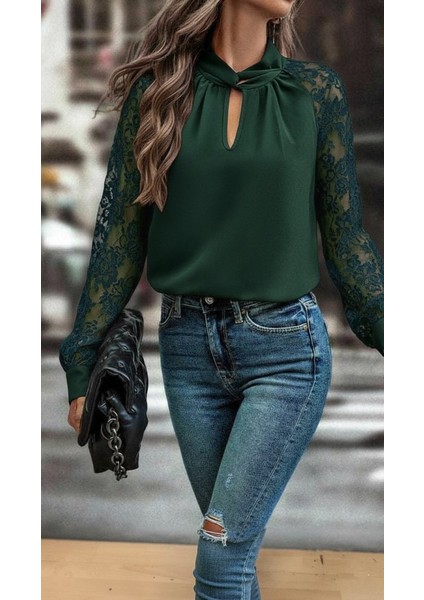 Ulak Handmader Kadın Uzun Kollu Göğüs Pencere Detay Yaka Boğazlı Kolları Tüllü Sandy Bluz