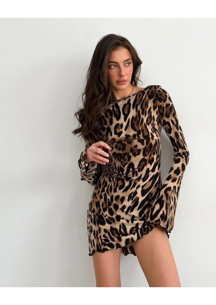 Ulak Handmader Kadın Uzun Kollu Sırtı Açık Bağlamalı Leopar Desenli Kısa Dalgıç Elbise