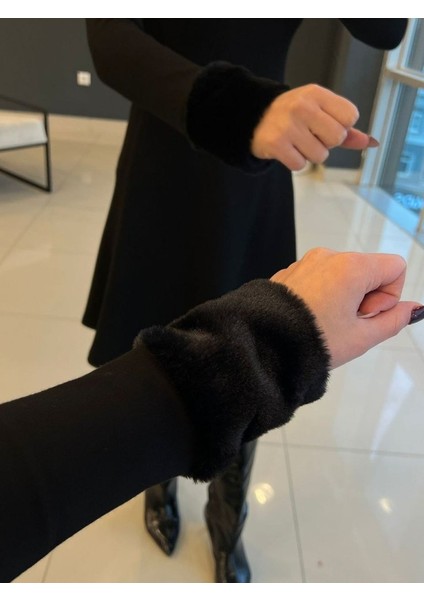 Ulak Handmader Kadın Uzun Kollu Kürk Yakalı Fermuarlı Kısa Viskon Iki Iplik Elbise fırsatları