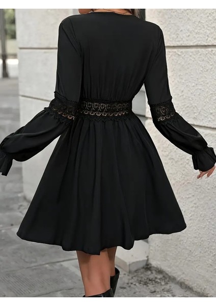 Ulak Handmader Kadın Uzun Kollu Kruvaze Yakalı Dantelli Fermuar Detaylı Kısa Ithal Krep Elbise fiyatları