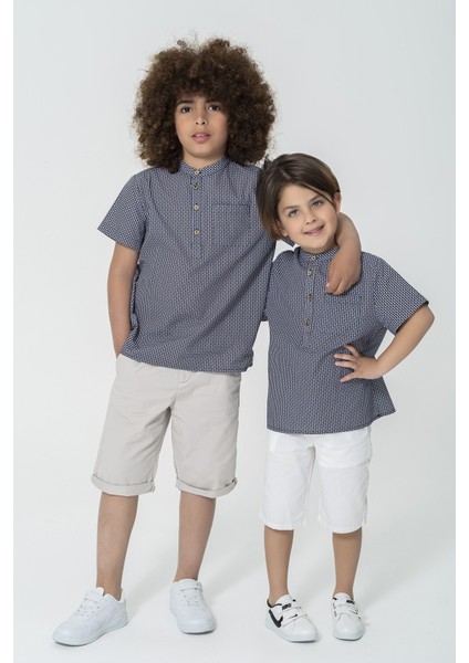 Organik Yakası Düğmeli Gömlek