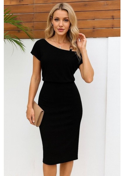 Ulak Handmader Kadın Kısa Kollu Tek Omuz Askı ve Aksesuar Detay Beli Lastikli Krep Elbise