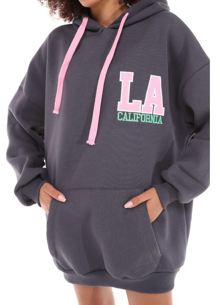 Kadın Kapüşonlu Kanguru Cepli Baskı Detaylı Uzun Kol Oversize Sweatshirt fırsatları