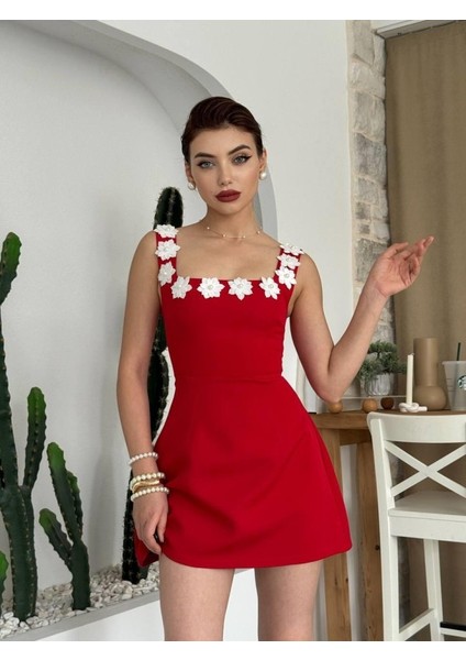 Ulak Handmader Alyosa Çiçek Detaylı Elbise