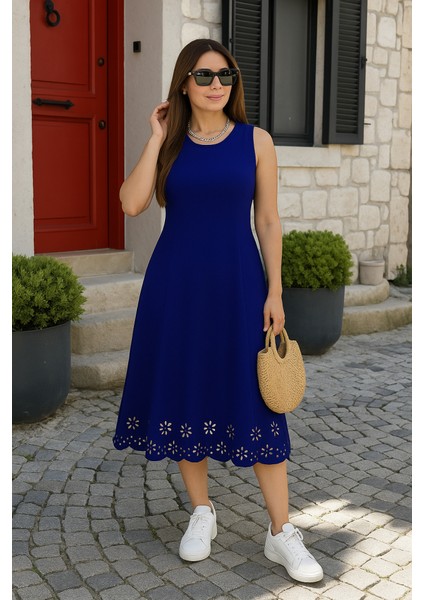 Ulak Handmader Kadın Kolsuz Etek Ucu Lazer Kesim Çiçek Desenli Midi Boy Ithal Krep Elbise