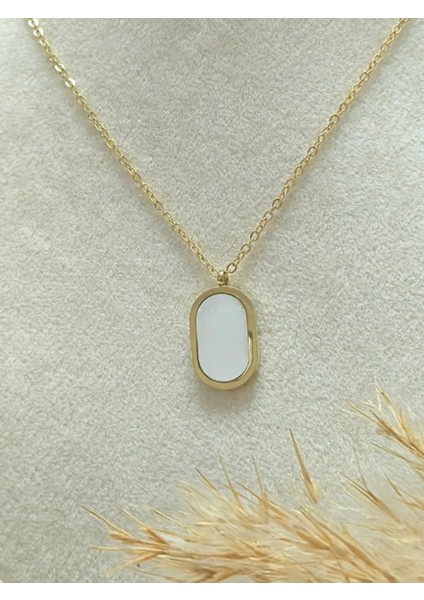 Sedefli Oval Çelik Gold Kolye modelleri