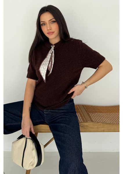 Kadın Kısa Kollu Fular Detaylı Triko Kazak – Soft Elegance fırsatları
