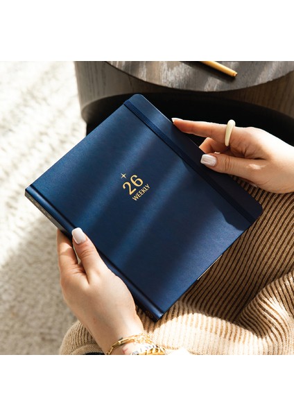 2026 Dikey Haftalık Ajanda 12 Aylık Sert Kapak 18X20 cm - Lacivert