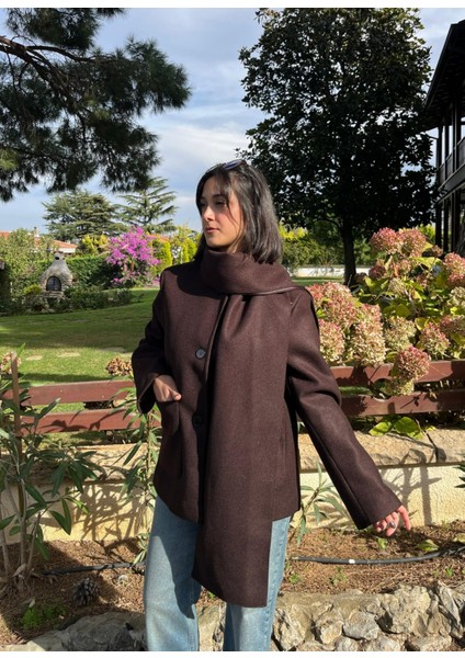 Çıkarılabilir Atkılı Kaban