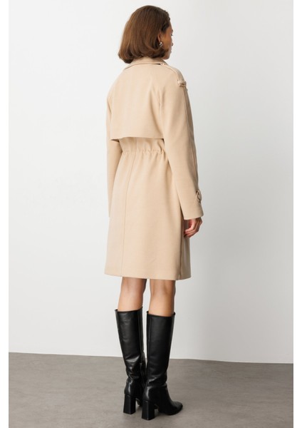 Beli Bağcıklı Apoletli Kaban 6037-26K fırsatları