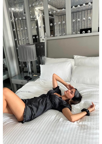 5'li İçeride&Dışarıda Fırfırlı Siyah Pijama Takım